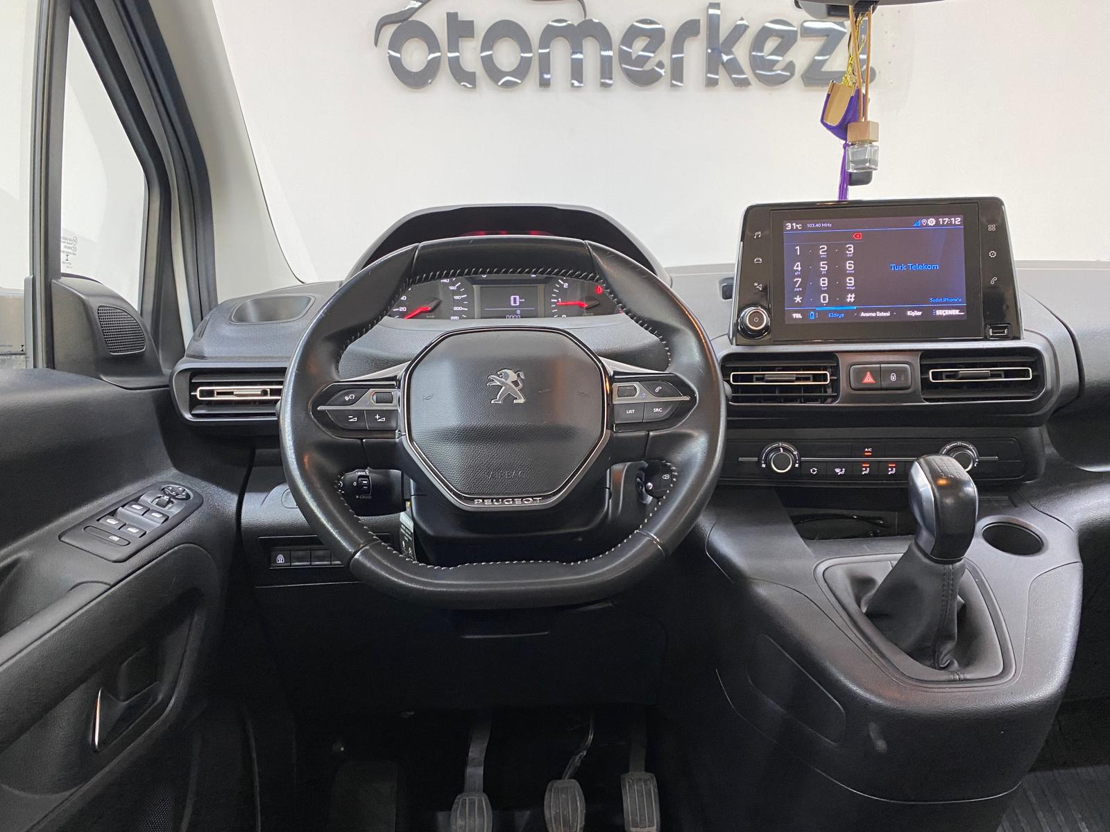 PEUGEOT RIFTER 7